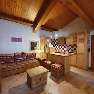 https://louillon.hotels-rhonealpes.com