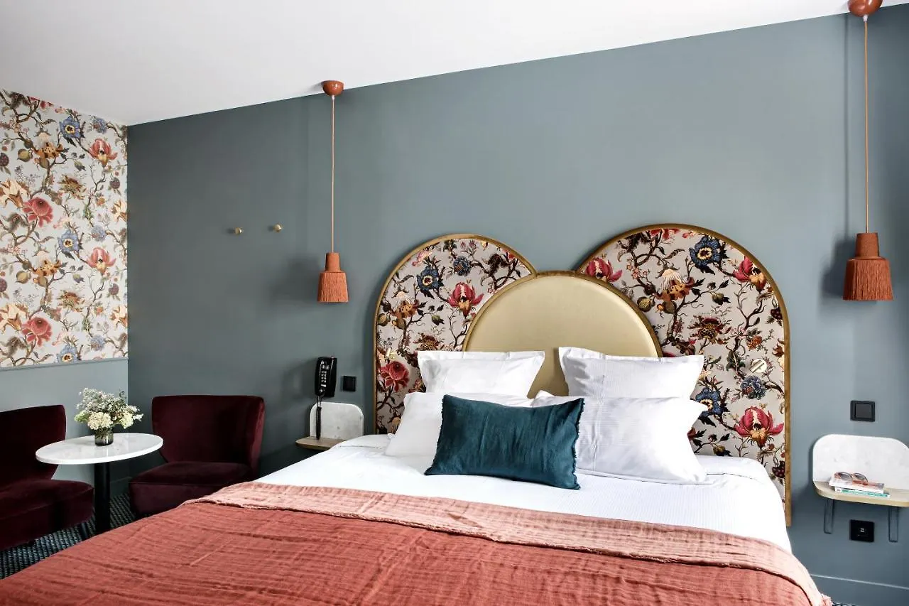 Hôtel Léopold Paris Hotel